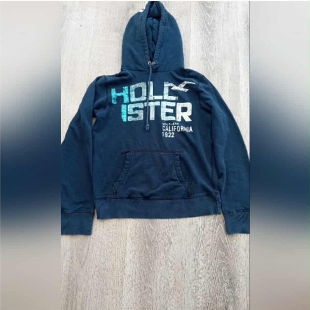 Hollister Dark Blue Sweatshirt with Logo